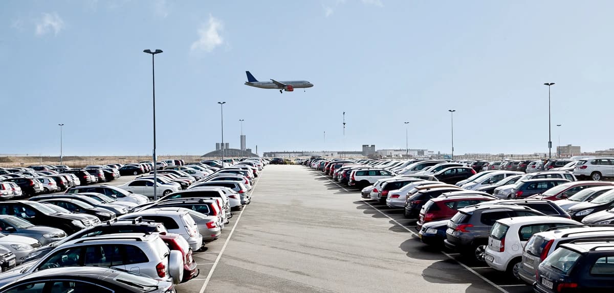 Secure vehicle parking service